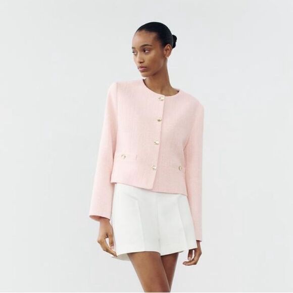 Zara Jackets & Blazers - ZARA STRUCTURED ROUND NECK BLAZER